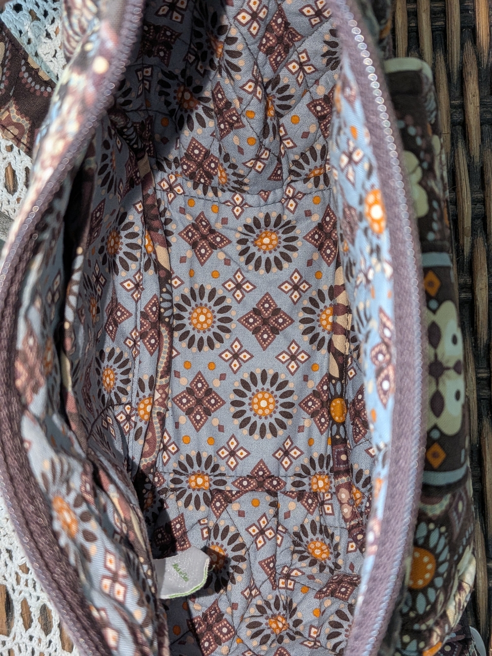 Vera Bradley Canyon Pattern. Crossbody Bag, Tote And Lunch Bag Set. - Picture 5 of 7